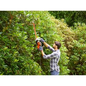 Nůžky na živý plot Black-Decker BEHTS401-QS 

 obrázek produktu 2 z 4