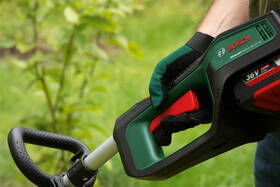 Křovinořez Bosch AdvancedBrushCut 36V-23-750 (s baterií) 

 obrázek produktu 4 z 7