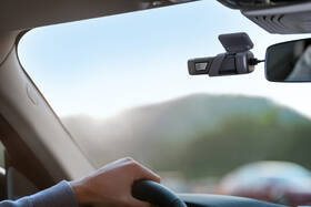Autokamera 70mai Midrive M500 64GB šedá

 obrázek produktu 7 z 9