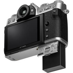 Digitální fotoaparát Fujifilm X-T30 III, tělo stříbrný

 obrázek produktu 8 z 8