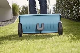Rozmetadlo hnojiv Gardena 0432-20 

 obrázek produktu 3 z 9