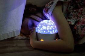 Dekorativní LED InnoGIO GIOStar House bílé

 obrázek produktu 4 z 8