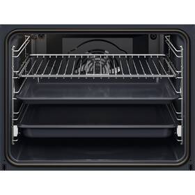 Trouba Electrolux EOE8P38X černá/nerez

 obrázek produktu 4 z 5