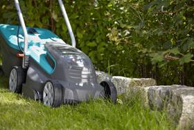 Sekačka Gardena PowerMax Li-40/32 (s baterií) 

 obrázek produktu 7 z 10