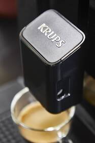 Automatický kávovar Krups Evidence Eco EA897B10 černá barva
