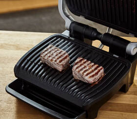 Gril Tefal GC750D30 černý/chrom

 obrázek produktu 16 z 23
