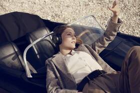 Sluchátka Bang & Olufsen Beoplay H95 černá

 obrázek produktu 7 z 11