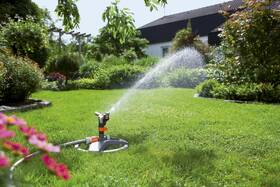 Zavlažovač Gardena Premium 
