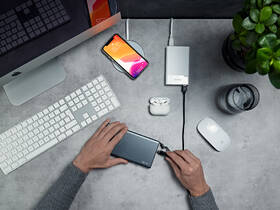 Nabíječka do sítě Epico 60W USB-C PD 18W, USB QC 3.0 bílá

 obrázek produktu 5 z 5