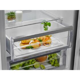 Chladnička s mrazničkou Electrolux LNT7ME36G2 bílá

 obrázek produktu 5 z 11