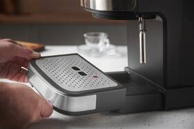 Pákový kávovar RUSSELL HOBBS Heaton 28700-56 černý/nerez

 obrázek produktu 25 z 32