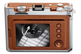 Instantní fotoaparát Fujifilm Instax mini EVO hnědý

 obrázek produktu 6 z 9