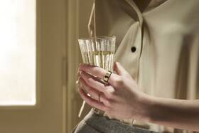 Chytrý prsten Samsung Galaxy Ring 8 zlatá barva
