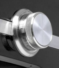 Kuchyňský robot Electrolux EKM4200 černý

 obrázek produktu 12 z 16