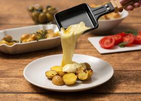 Gril Klarstein Tournedo raclette černý

 obrázek produktu 3 z 3