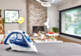 Žehlička Tefal FV5736E0 
