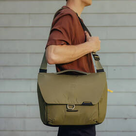 Brašna Peak Design Everyday Messenger 13L (v3) khaki

 obrázek produktu 3 z 5