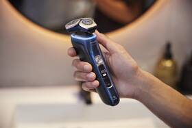 Holicí strojek Philips S9980/59 

 obrázek produktu 17 z 27
