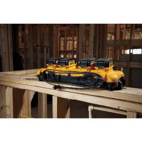 Nabíječka Dewalt 10,8 V - 54 V XR FLEXVOLT DCB104 

 obrázek produktu 3 z 3