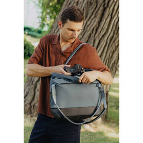 Taška Peak Design Everyday Tote 15L (v2) modrá

 obrázek produktu 3 z 6