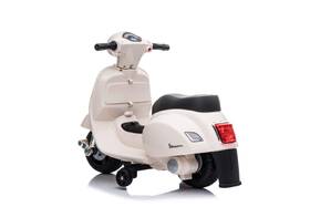 Elektrická motorka Beneo Vespa GTS bílá

 obrázek produktu 3 z 4