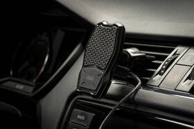 Držák na mobil GND s bezdrátovým nabíjením 10W, magnetický černý

 obrázek produktu 3 z 4
