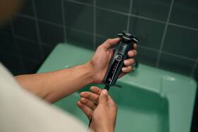 Holicí strojek Philips S5884/50 Wet & Dry 

 obrázek produktu 7 z 14