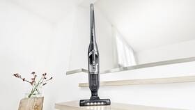 Tyčový vysavač Bosch BCH3K2801 šedá barva
