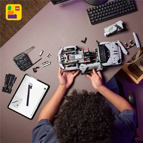 Stavebnice LEGO® Technic 42214 Lamborghini Revuelto 

 obrázek produktu 5 z 8