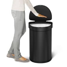 Bezdotykový odpadkový koš Simplehuman ST2044, 45 l černý

 obrázek produktu 6 z 9