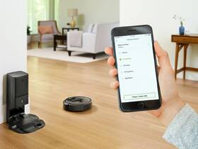Robotický vysavač iRobot Roomba i7+ 

 obrázek produktu 19 z 43