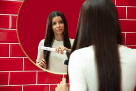 Dárková sada péče o vlasy Remington S8500GP Shine Therapy 

 obrázek produktu 7 z 15