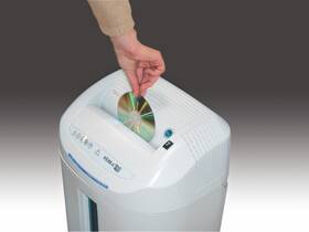 Skartovač KOBRA +1 SS4, A4, 19 listů, 38l, P2 bílý/modrý

 obrázek produktu 4 z 5