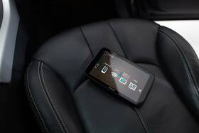 Navigační systém GPS Tomtom GO NAVIGATOR 6 

