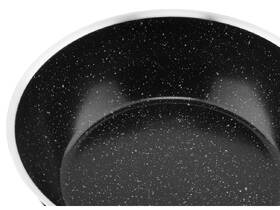 Pánev Kolimax 22 cm černá

 obrázek produktu 3 z 3