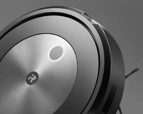 Robotický vysavač iRobot Roomba j7 černá barva
