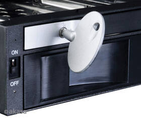 Rámeček AKASA Lokstor M51 2.5" & 3.5" SATA HDD Dock in 5.25" PC Bay, USB 3.0 pass through černý

 obrázek produktu 3 z 6