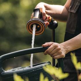 Sprcha zahradní Fiskars Comfort 
