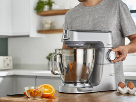 Kuchyňský robot KENWOOD KVL85.704SI stříbrná barva
