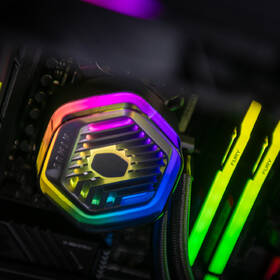 Herní počítač Lynx Challenger Ryzen 7 černý

 obrázek produktu 9 z 10