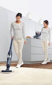 Tyčový vysavač Bosch BCH3P255 modrá barva
