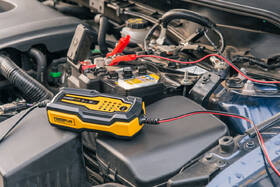 Nabíječka autobaterií POWERPLUS POWX4201 

 obrázek produktu 6 z 6