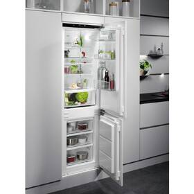 Chladnička s mrazničkou AEG SCE818E7MF bílá

 obrázek produktu 6 z 8