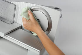 Kráječ Gorenje R607A šedý

 obrázek produktu 7 z 7