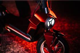 Elektrická koloběžka MV AGUSTA RAPIDO ORO TL 

 obrázek produktu 14 z 14