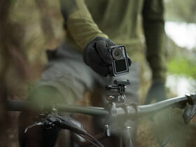 Outdoorová kamera DJI Osmo Action 5 Pro Standard Combo černá barva
