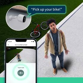 IP kamera Arlo Essential Spotlight Outdoor, 4 ks bílá barva
