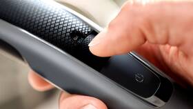Zastřihovač vousů Philips BT5502/15 šedý

 obrázek produktu 8 z 11