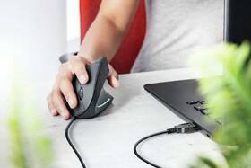 Myš Trust Verto Ergonomic černá

 obrázek produktu 9 z 9