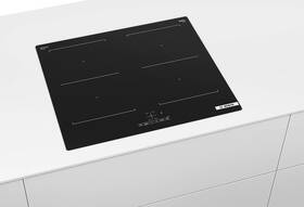 Indukční varná deska Bosch PVQ611BB6E černá barva

